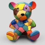 orso in ceramica seduto di colore arlecchino di Natural Style.
